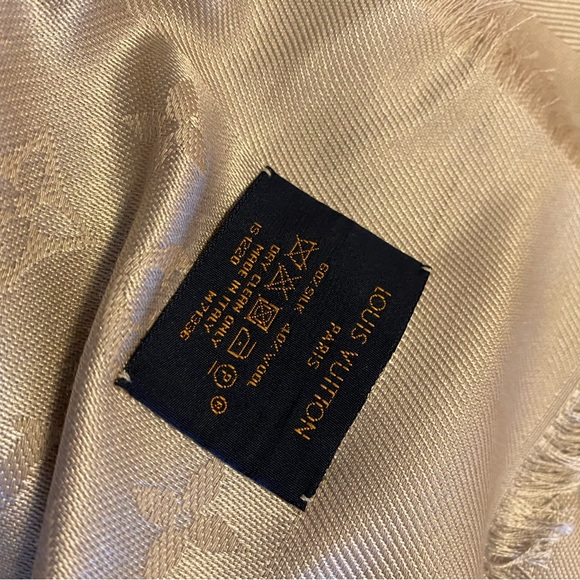 LOUIS VUITTON Jungle OnTheGo GM NWT Monogram Tote - LIMITED EDITION 2019 - Picture 13 of 14